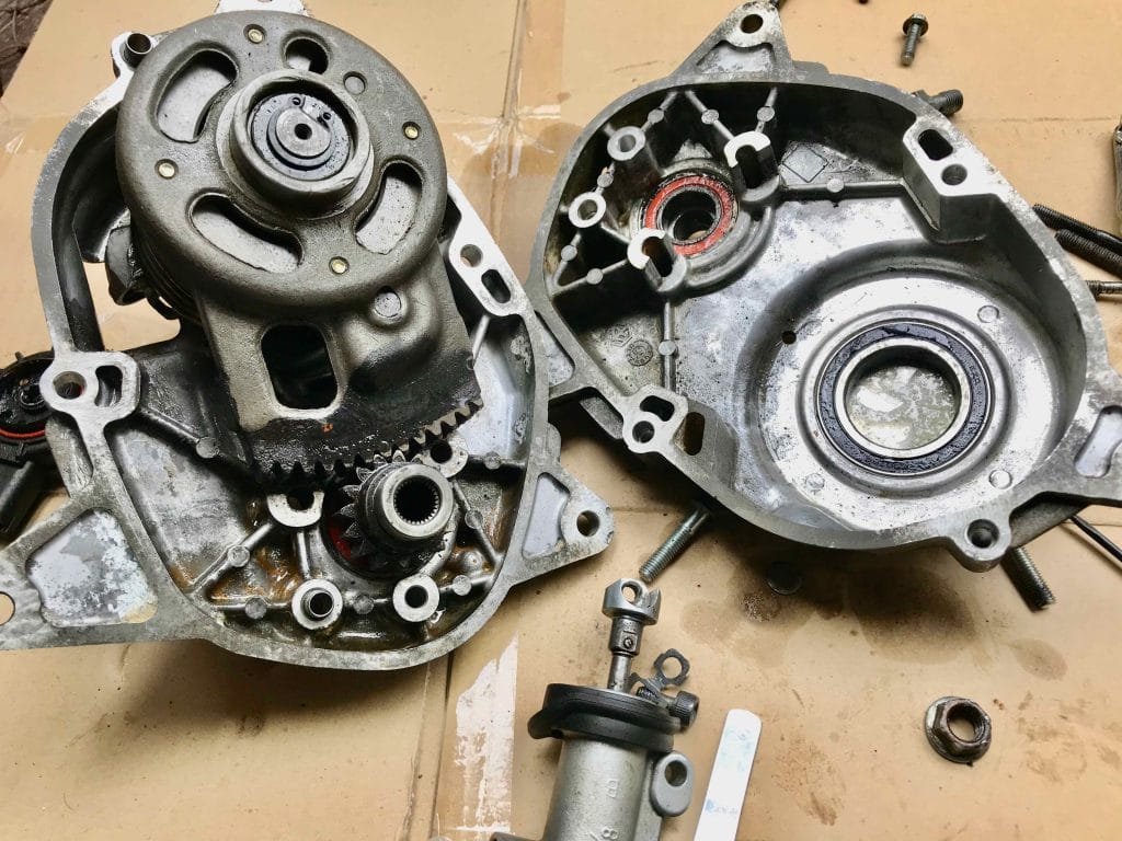 VESPA PX200など、セルモーターが回らないで悩んでいる人がやってみる事の一つ（続き）