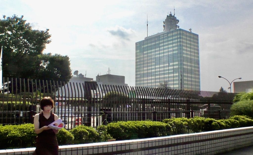 【人気過去記事】SNSで追悼、自死でこの世を去った「NHKおじゃる丸原作者、犬丸りんさん」へ沢山のいいねの足跡。